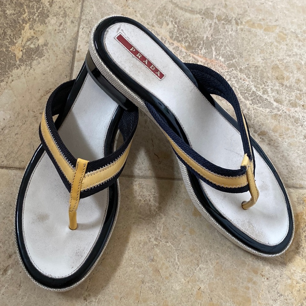 Prada slides 38.5